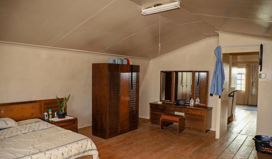 6 Bedroom Property for Sale in Koppies Rural Free State